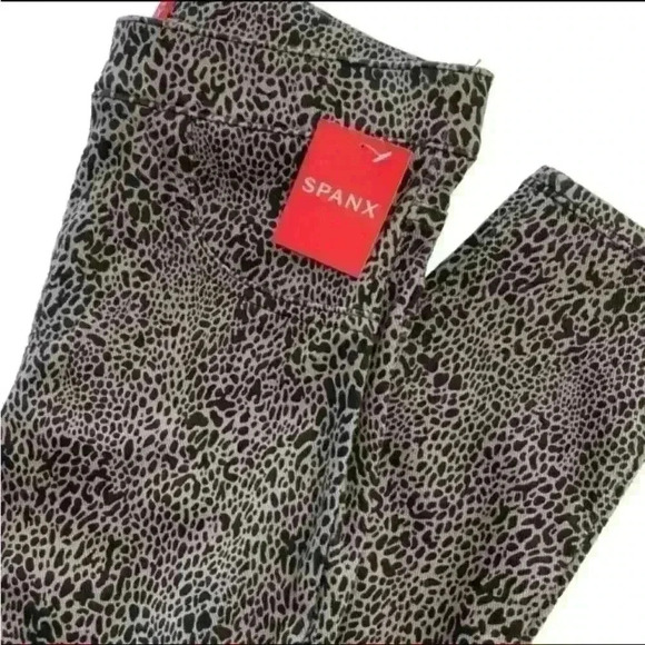 NWT - SPANX Jean-ish Animal Print Ankle Jeggings Leggings in Desert Dot Size: M - Picture 4 of 5